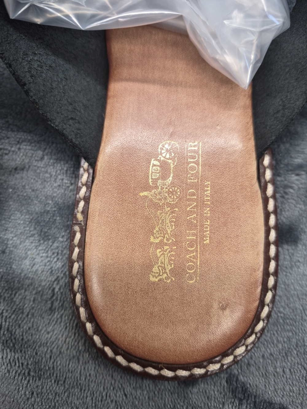 Coach And Four Black Slip On Sandals Women's Size 6.5 Paded Footbed Made Italy - Picture 6 of 11